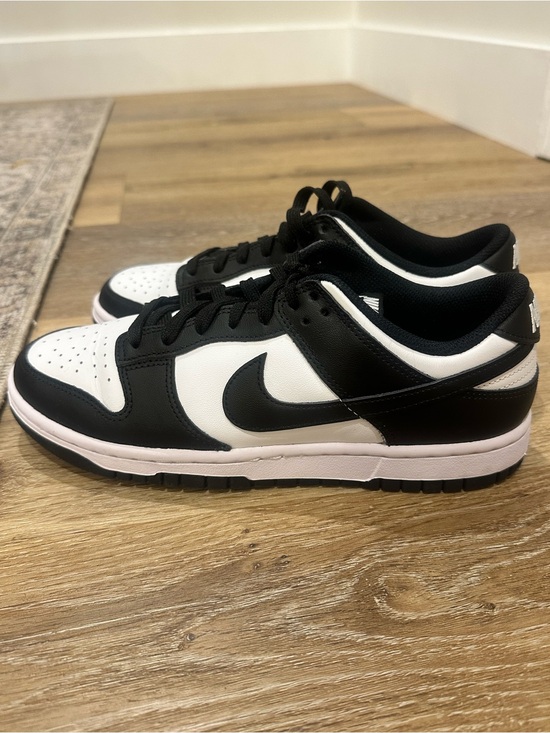 Nike Shoes - Nike Low-Top Sneakers in Black and White